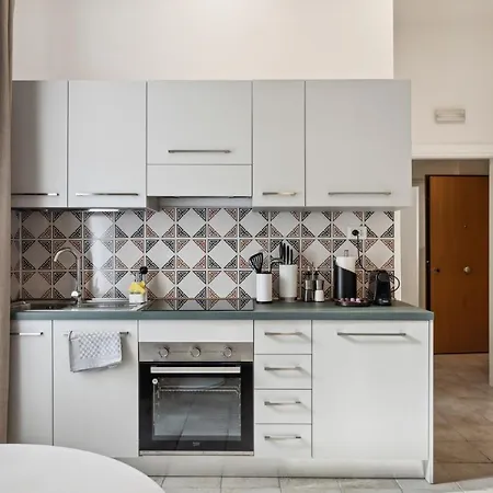 Limehome Via Dei Reti * Rzym